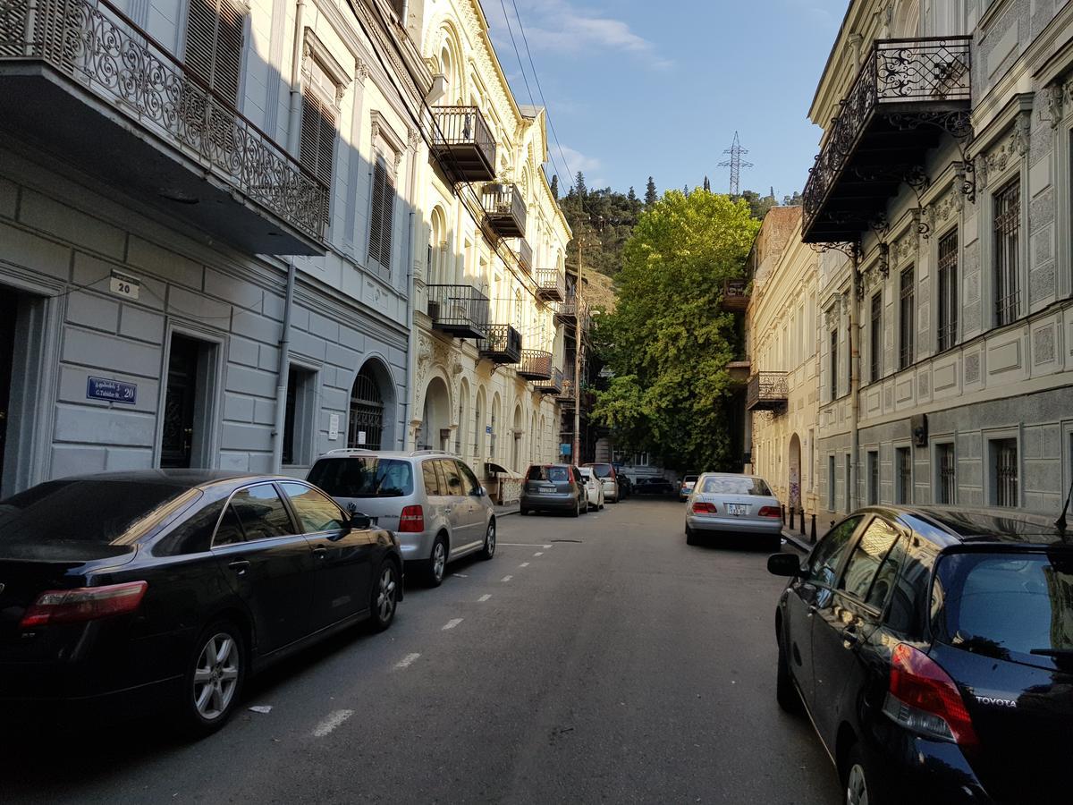 Luxury 3 Bedroom Apartment By Freedom Square City Center Tbilisi Exterior foto