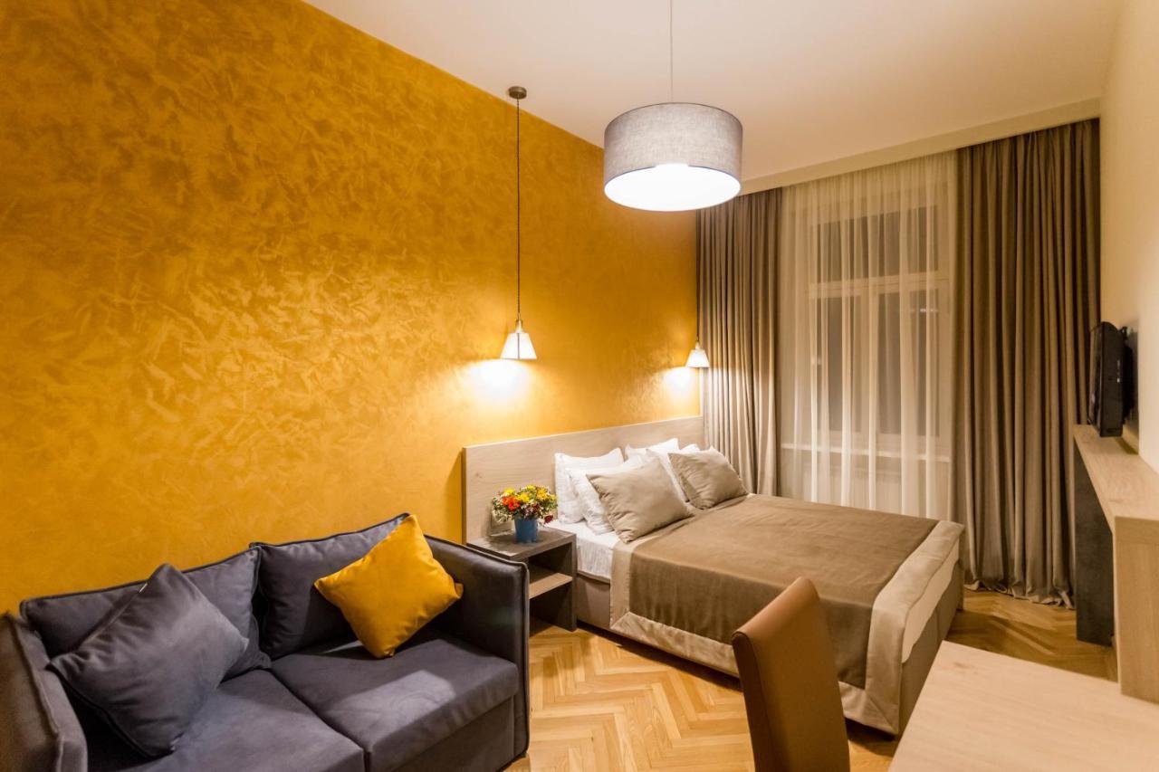 Luxury 3 Bedroom Apartment By Freedom Square City Center Tbilisi Exterior foto