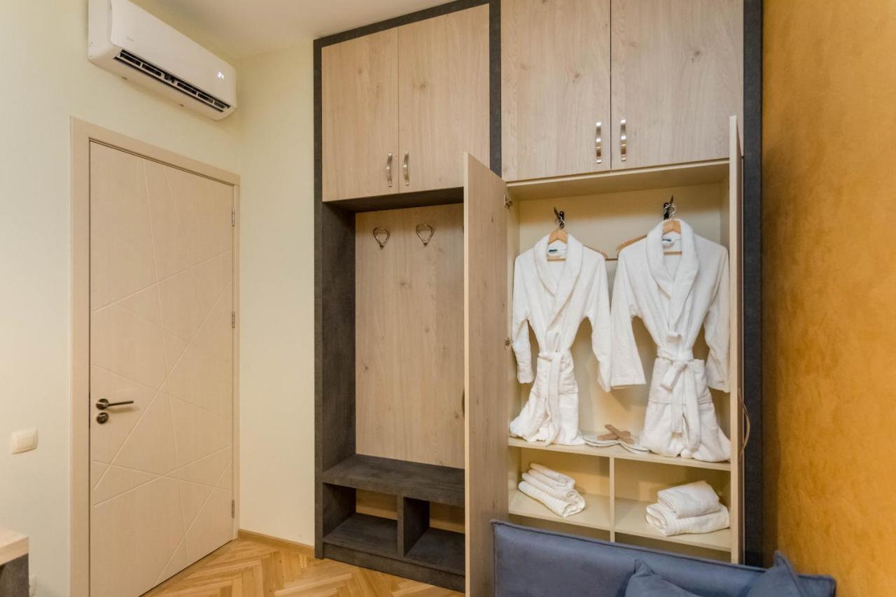 Luxury 3 Bedroom Apartment By Freedom Square City Center Tbilisi Exterior foto